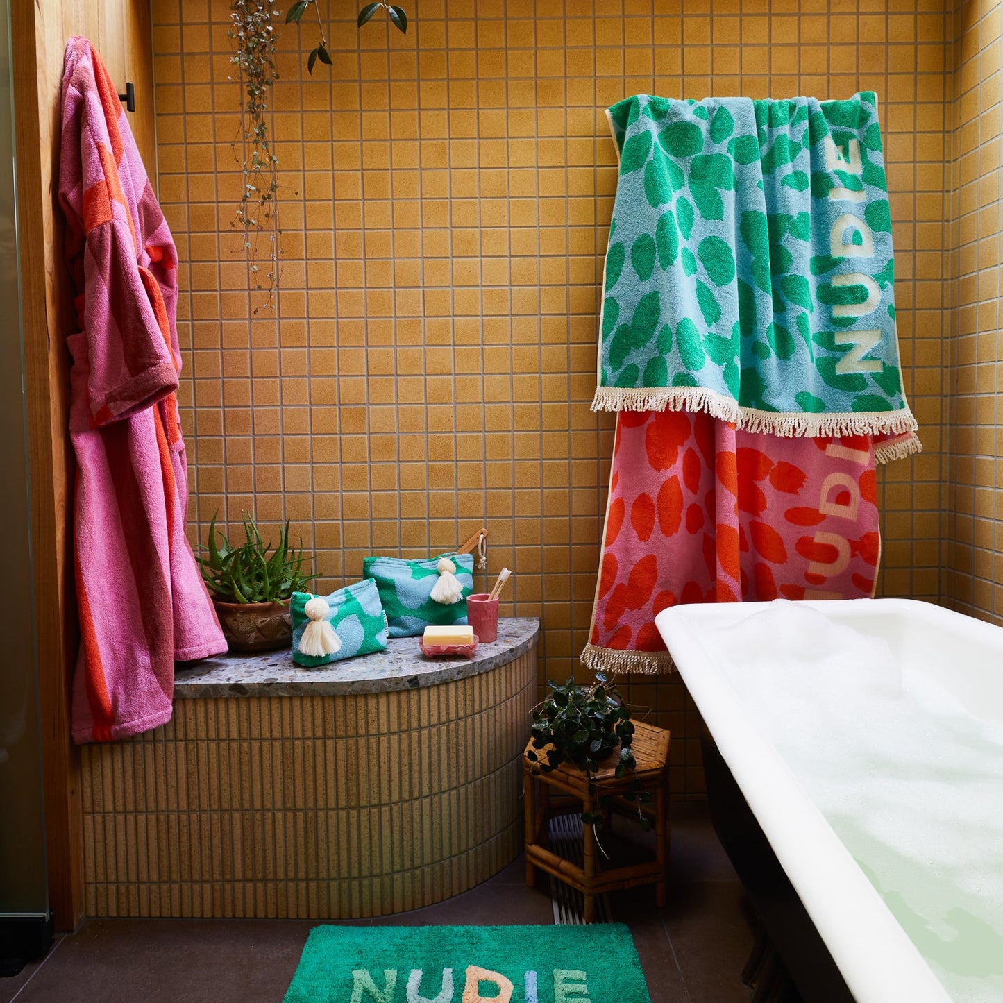 Hermosa Nudie Rudie Towel - Hydrangea