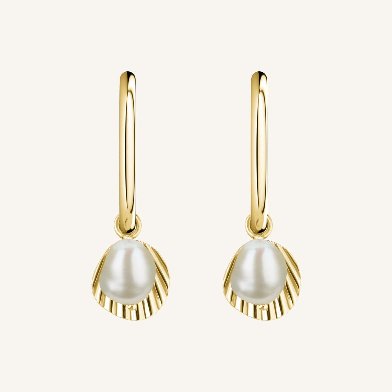 Shell and Pearl Drop Earrings - Gold J173