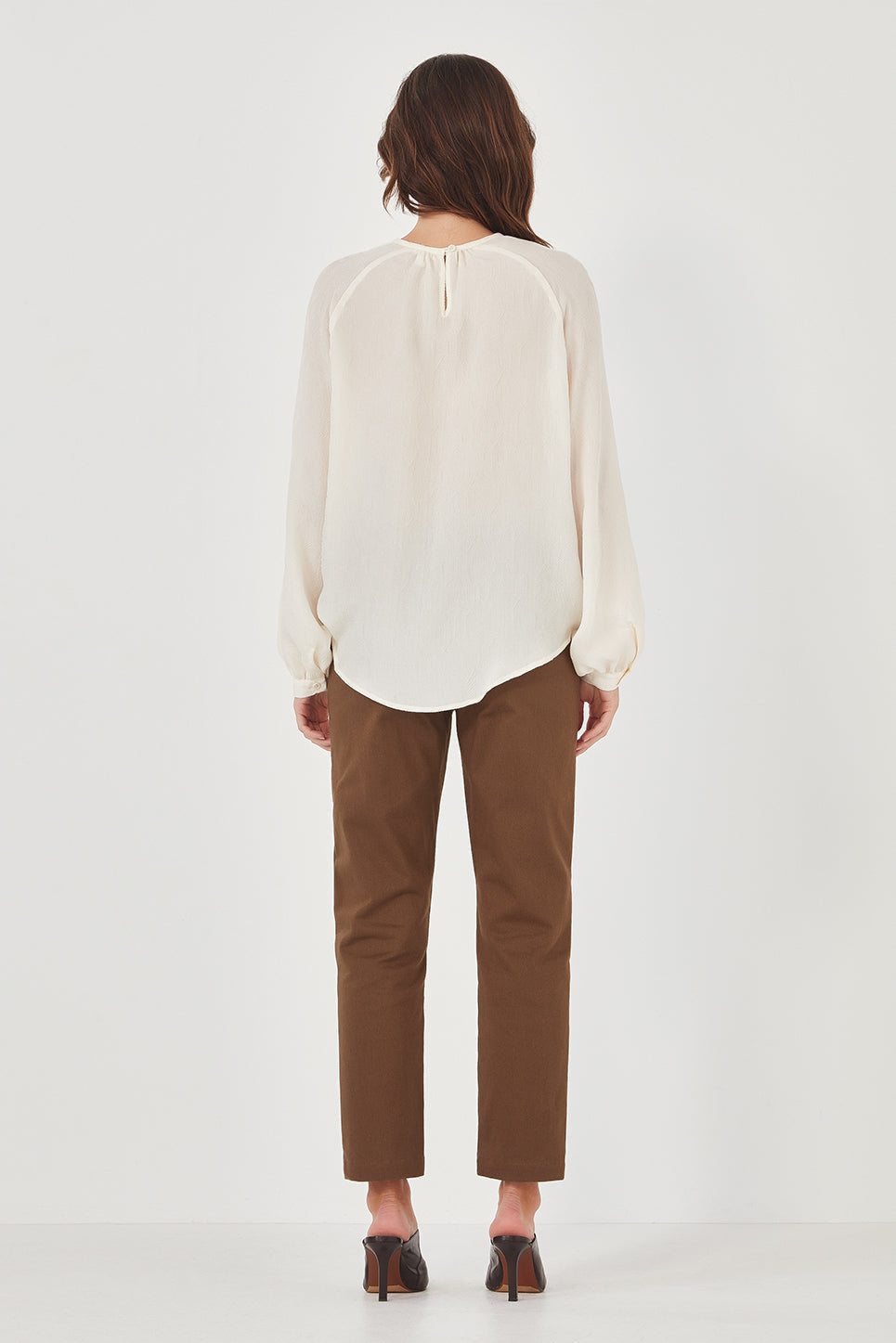 The Lisbon Top - Cream Textured Silk